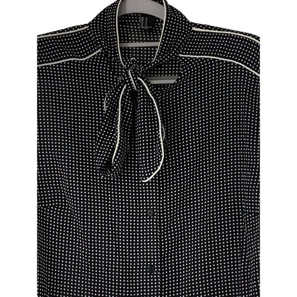 Womens Forever 21 Tie Neck Dot Blouse Size M Black Black EUC Long Sleeve 5075 - Picture 6 of 6